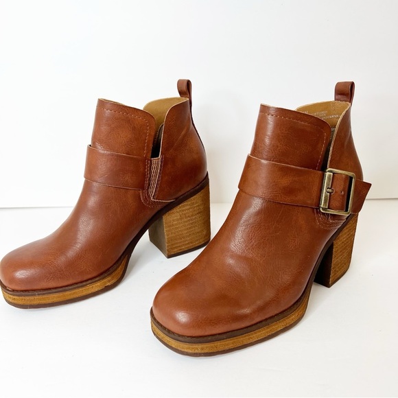 Korks By Kork-Ease Anubd Leather Heeled Lug Sole Boot Size 6 - Picture 4 of 10